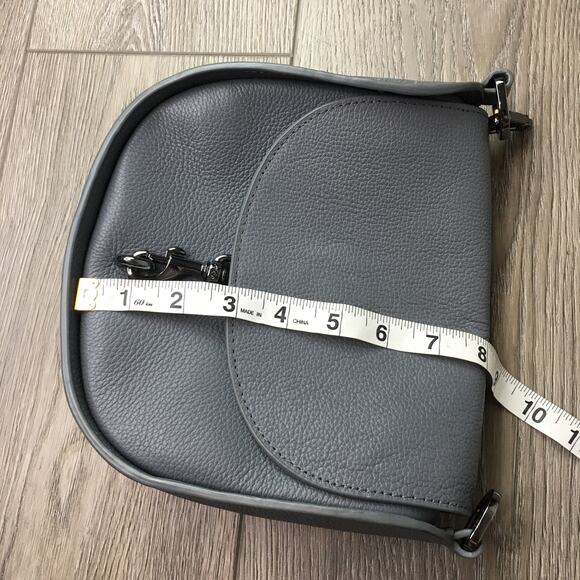 Botkier Trigger Saddle Crossbody Magnetic Flap Purse Bag Gray Adjustable Straps - Picture 6 of 10